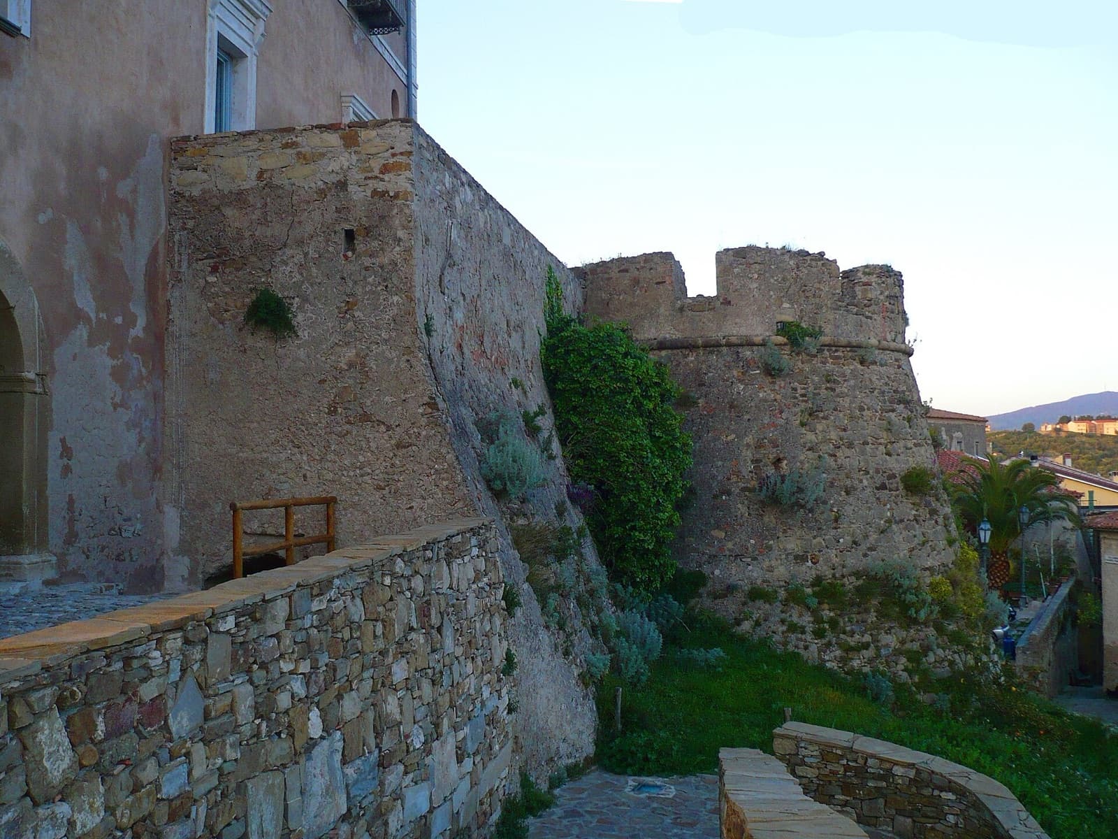 Il Castello dell’Abate nel borgo di Castellabate