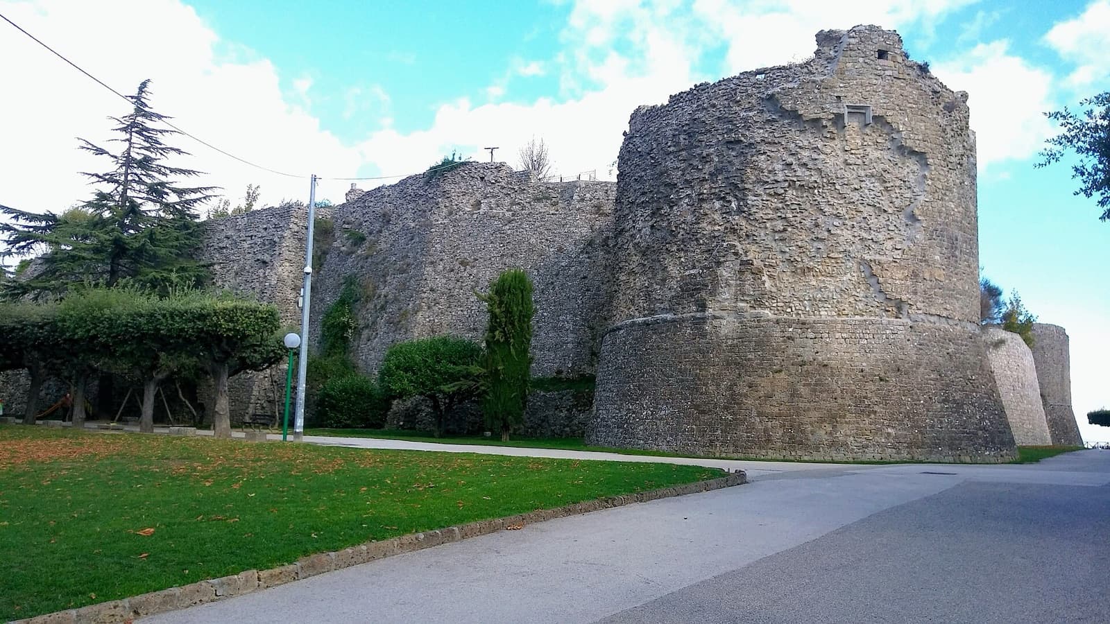 Le torri del Castello normanno di Ariano Irpino
