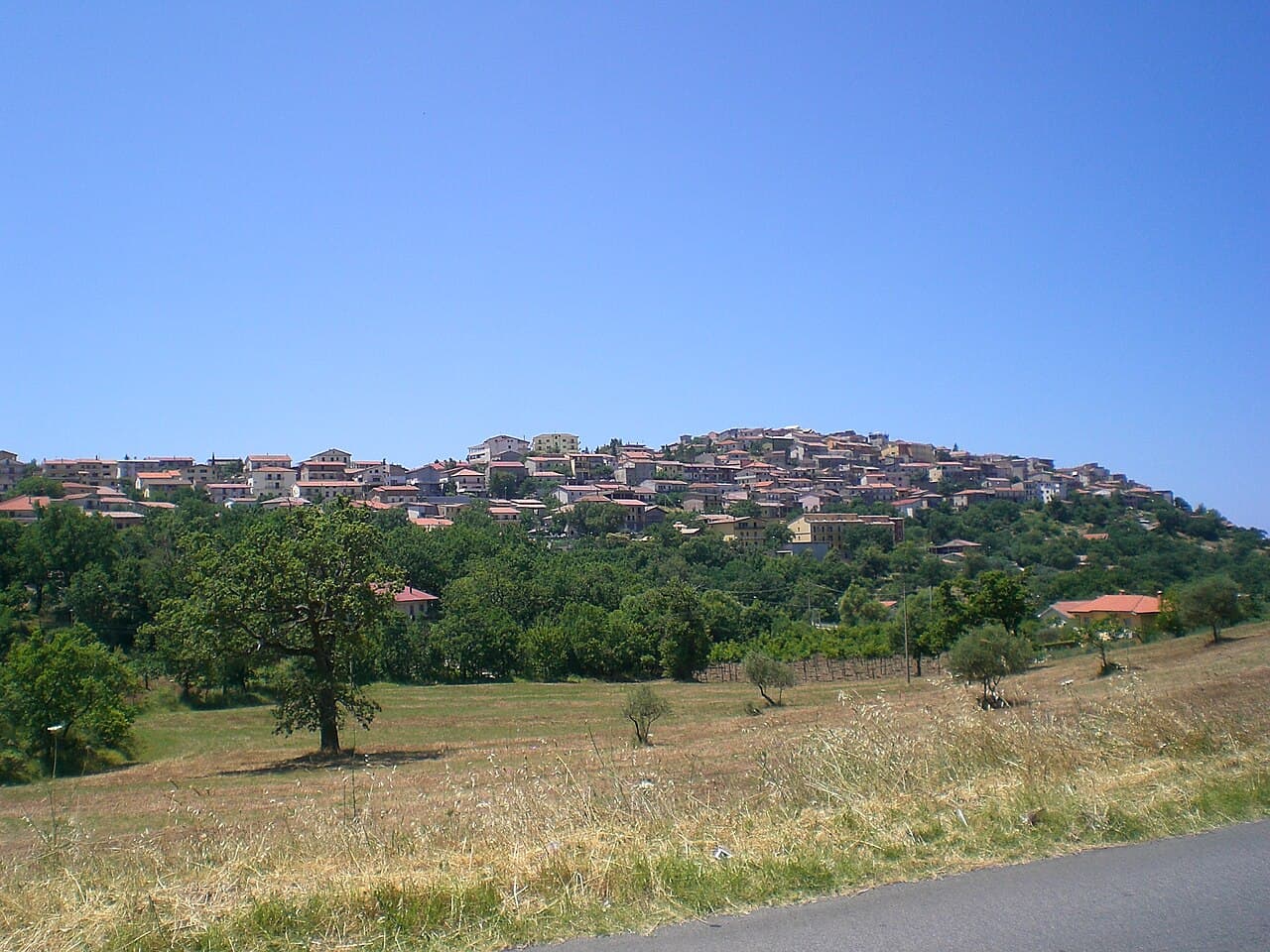 Il panorama dalla terrazza di Trentinara verso la piana del Sele